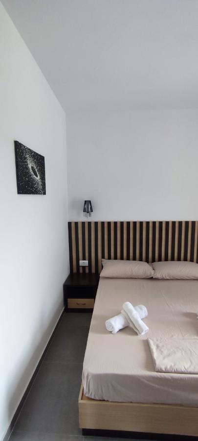 Aleks Holiday Rooms Ksamil Exterior foto